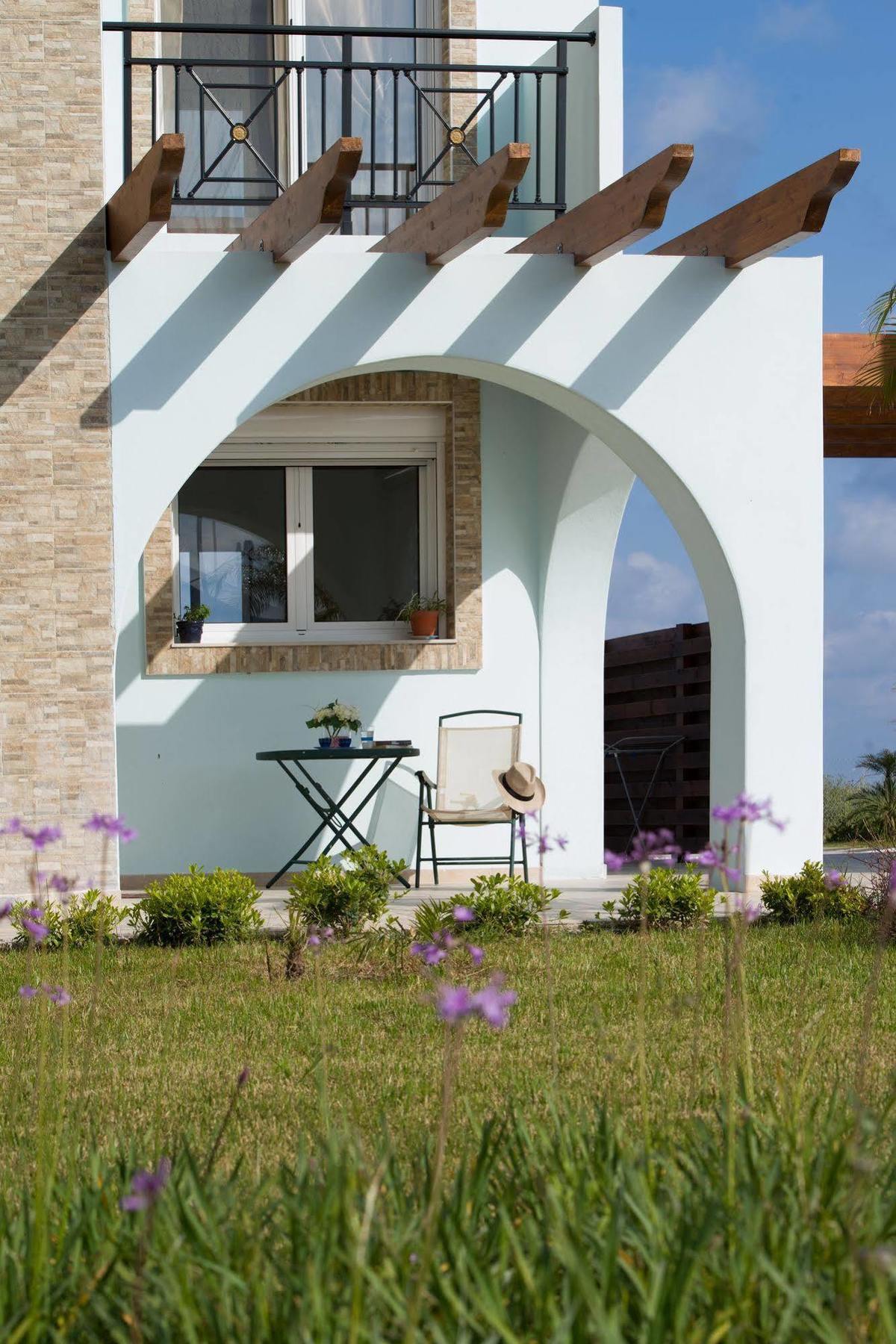 Petra Villas Gennadi Exterior photo